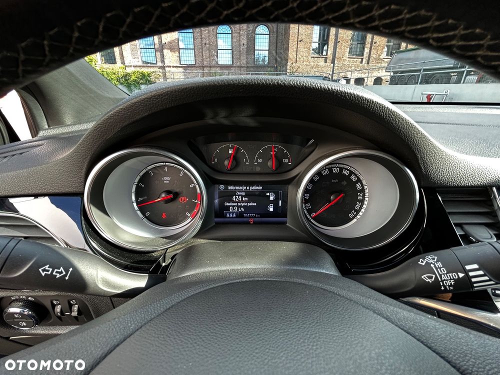 Opel Astra 1.4 T Dynamic - 21