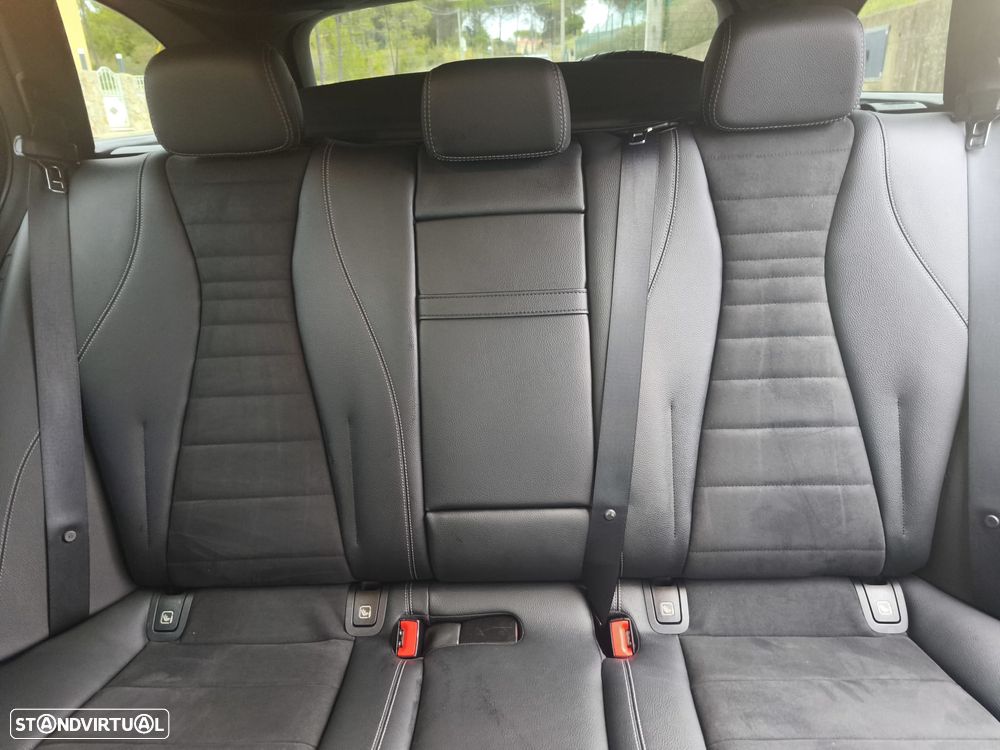 Mercedes-Benz E 300 de AMG Line - 11