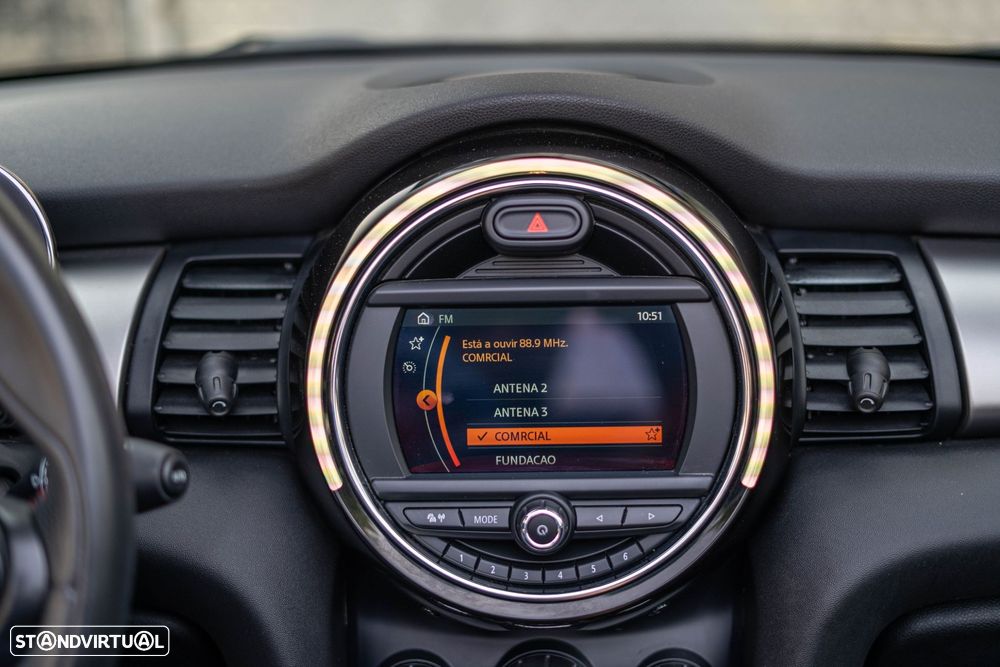 MINI Cabrio Cooper Premium Extra JCW Auto - 17