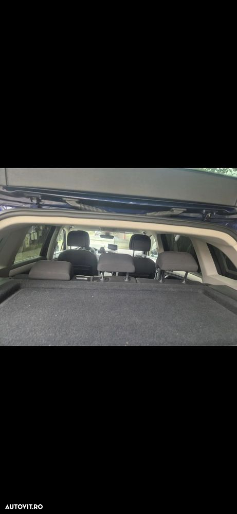 Volkswagen Tiguan - 11