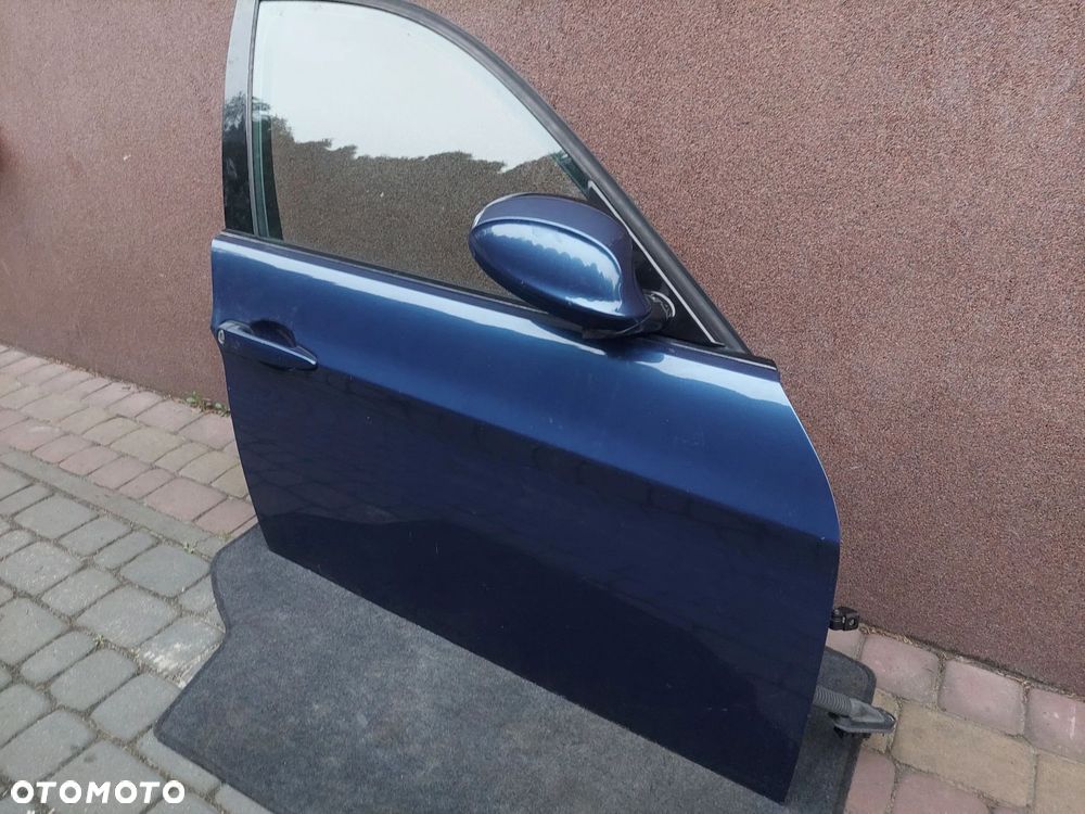 BMW 3 E90 E91 2007 Drzwi przednie - 3