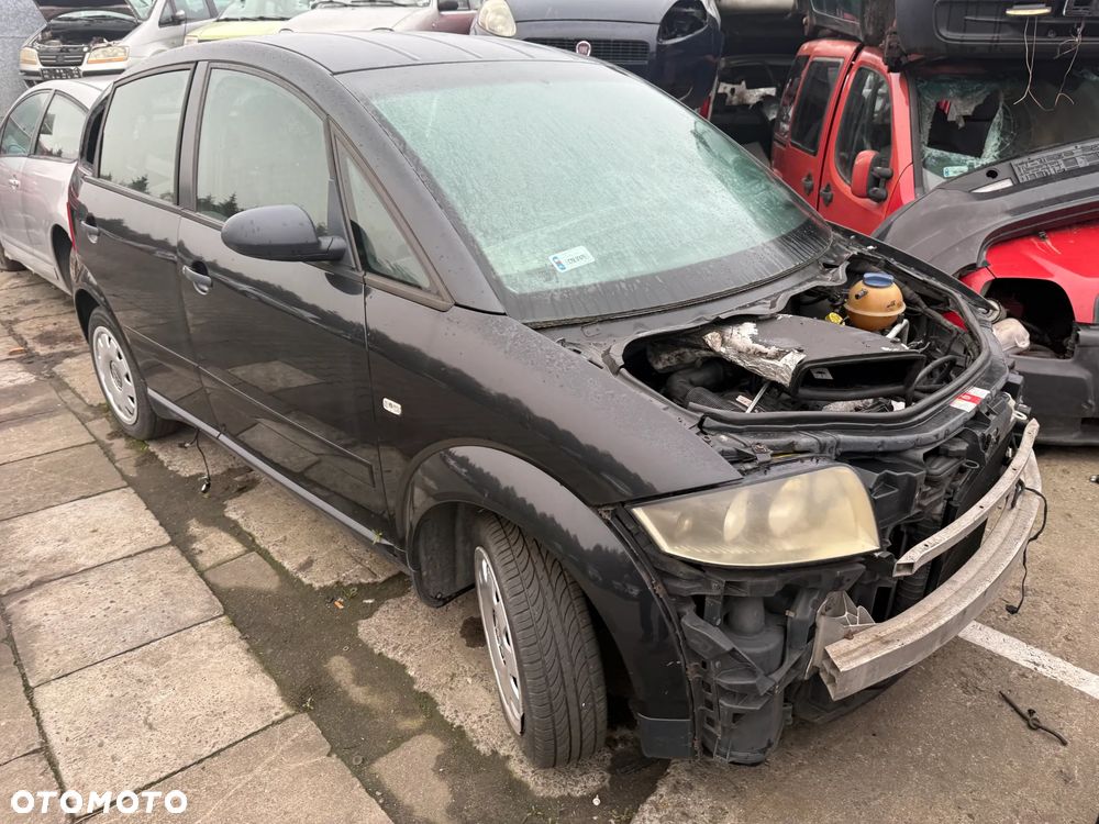 Audi A2 1.4 16V Skrzynia Maska Klapa Drzwi Lampa - 1