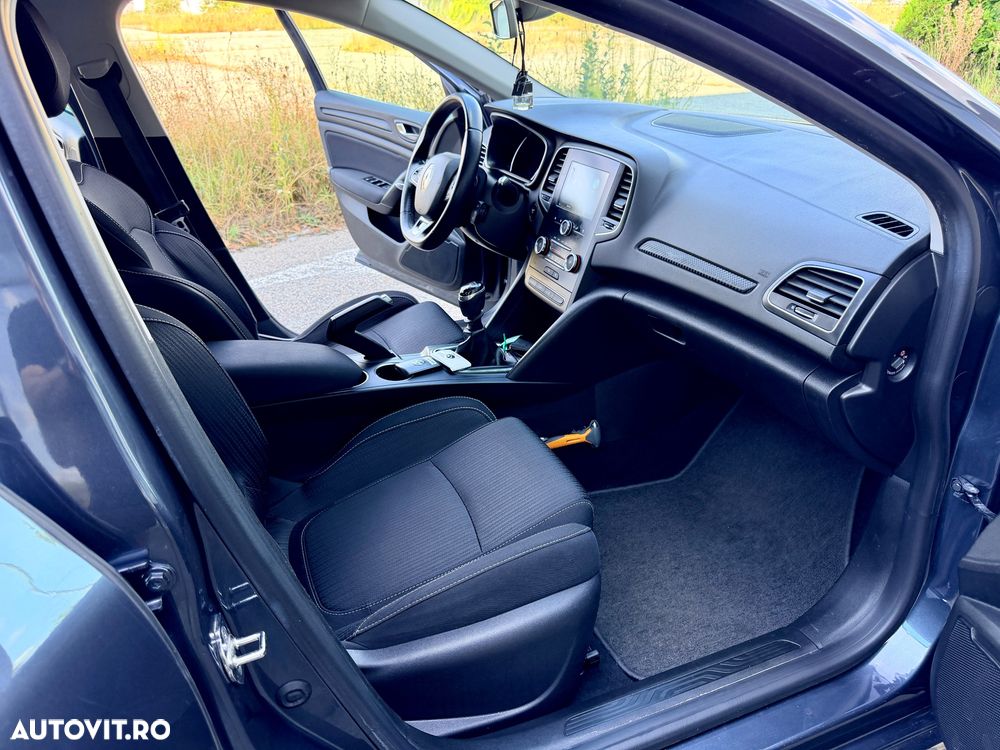 Renault Megane - 21