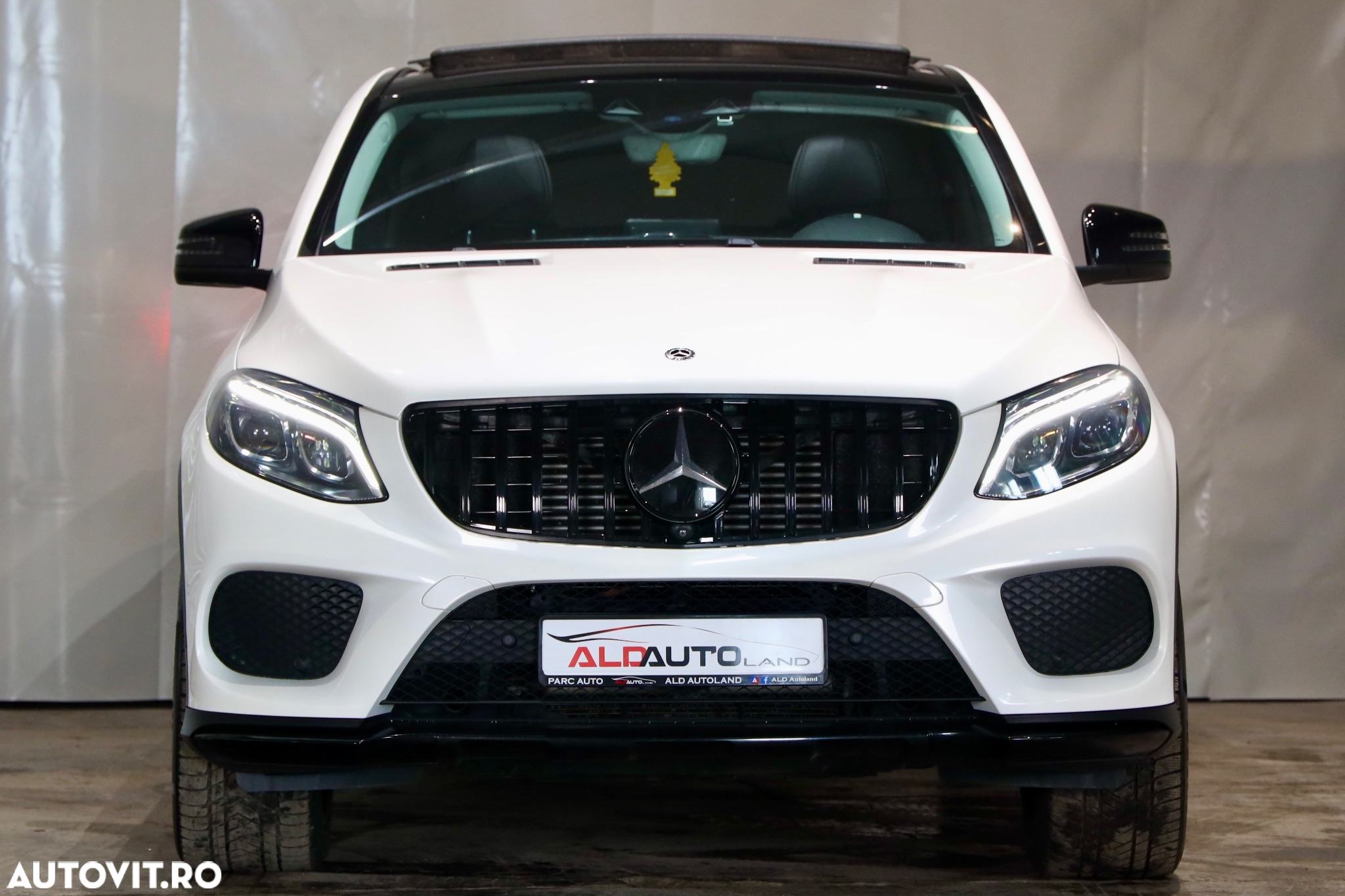 Mercedes-Benz GLE 350 d 4Matic 9G-TRONIC - 37