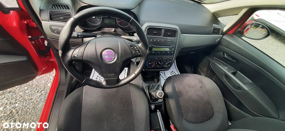 Fiat Grande Punto - 28