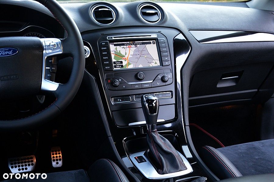 Ford Mondeo 2.0 EcoBoost Titanium S - 32