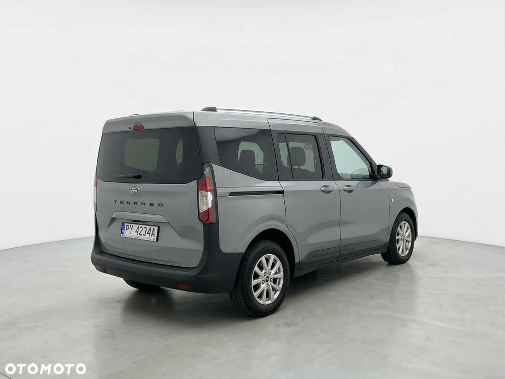 Ford Tourneo Courier 1.0 EcoBoost Titanium - 4