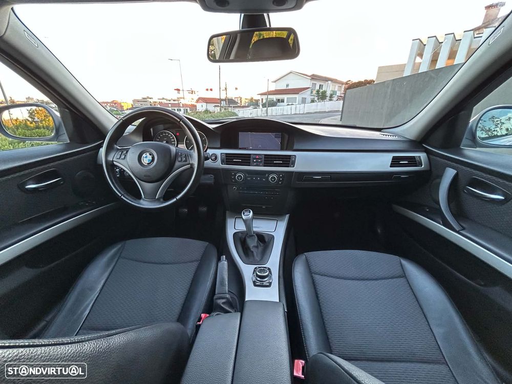 BMW 320 d Navigation - 9