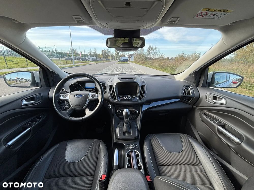Ford Kuga 2.0 TDCi 4x4 Titanium - 12
