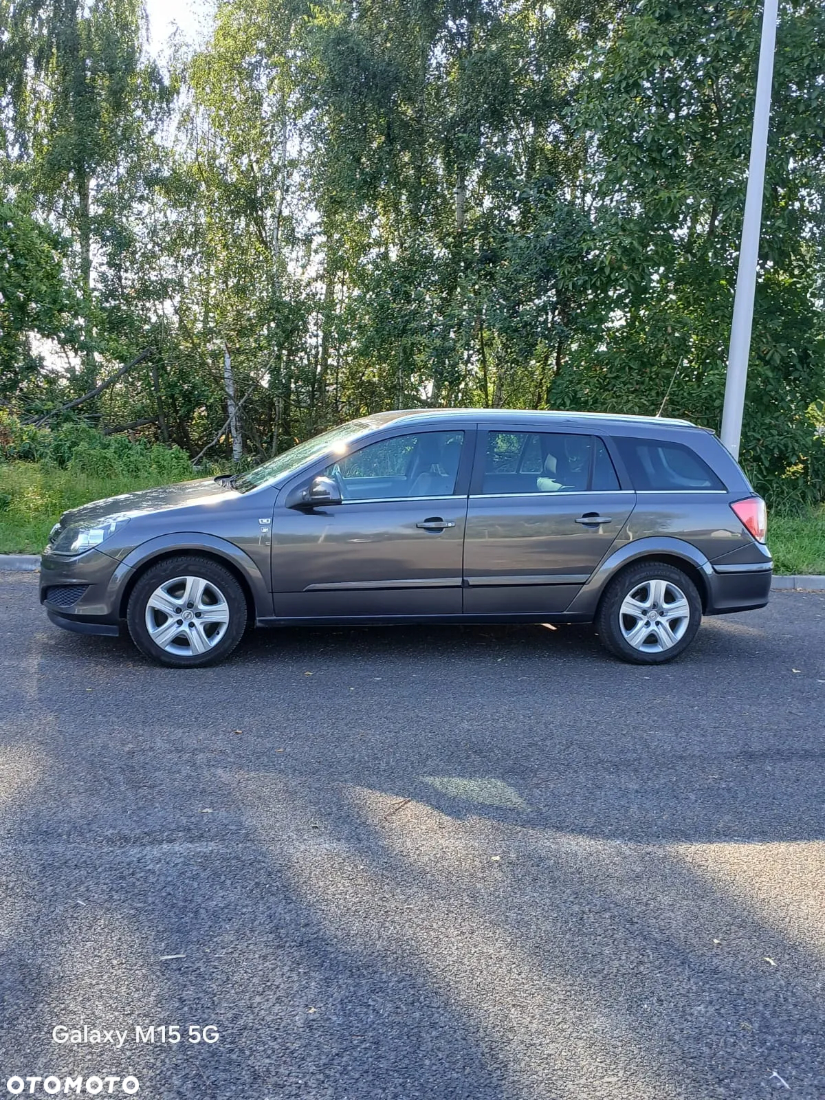 Opel Astra 1.6 Caravan Cosmo - 23