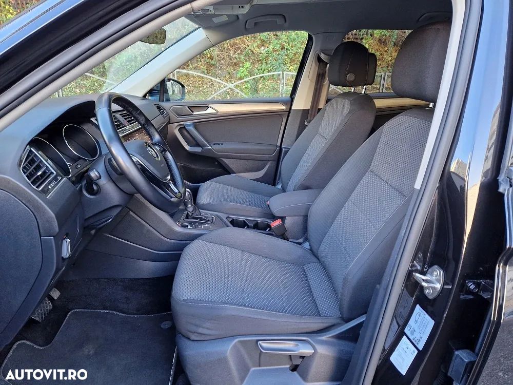 Volkswagen Tiguan - 17