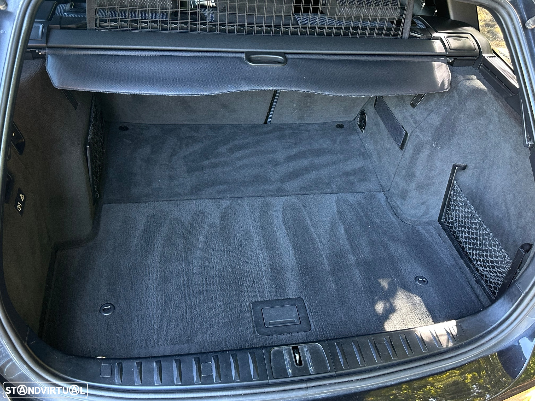 BMW 320 d Touring Exclusive - 28