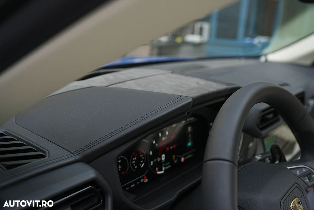 Lamborghini URUS - 16