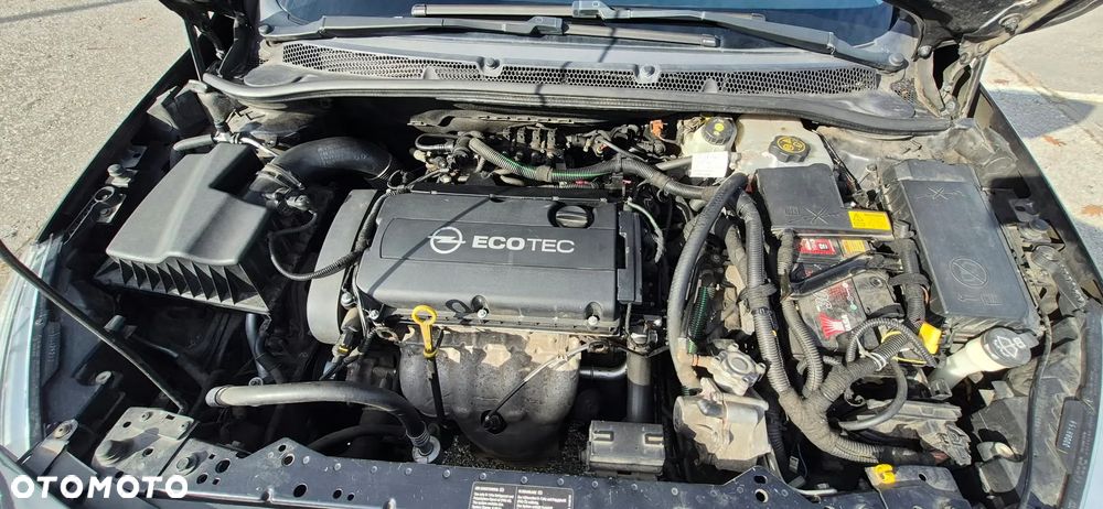 Opel Astra - 16