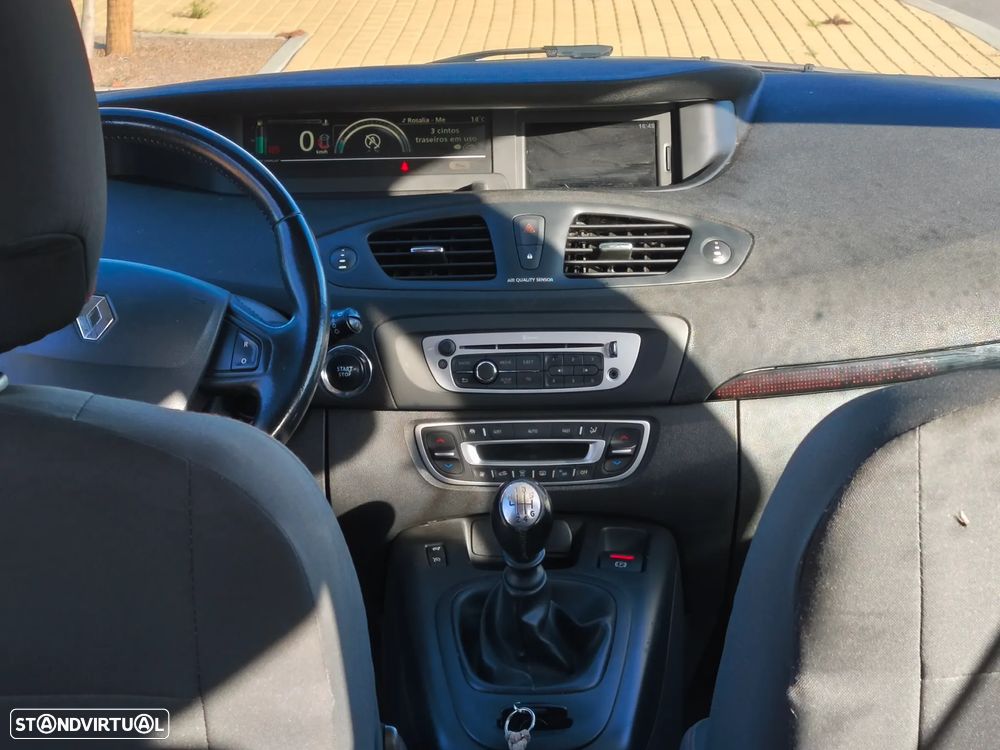 Renault Scénic 1.5 dCi Dynamique S - 5