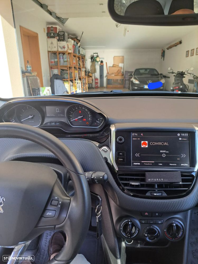Peugeot 2008 - 7