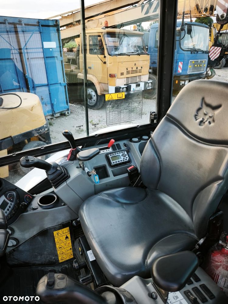 Bobcat E35z - 7