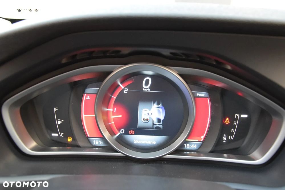 Volvo V40 - 17