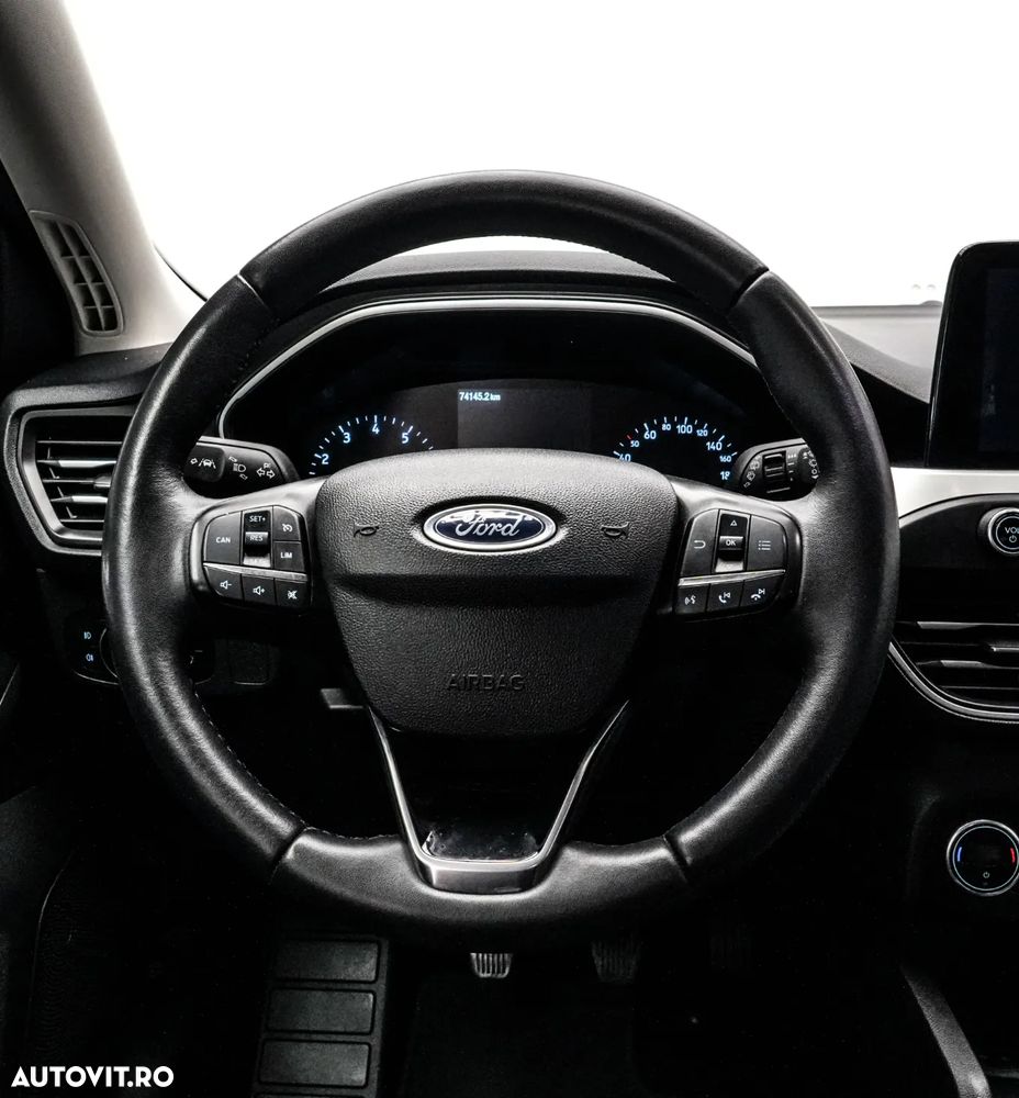 Ford Focus 1.0 EcoBoost Titanium Business - 18