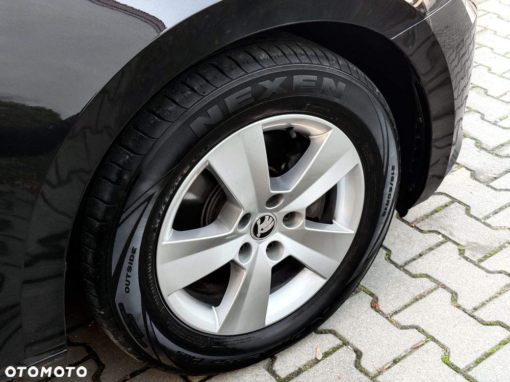 Skoda Superb 2.0 TDI DSG Ambition - 8