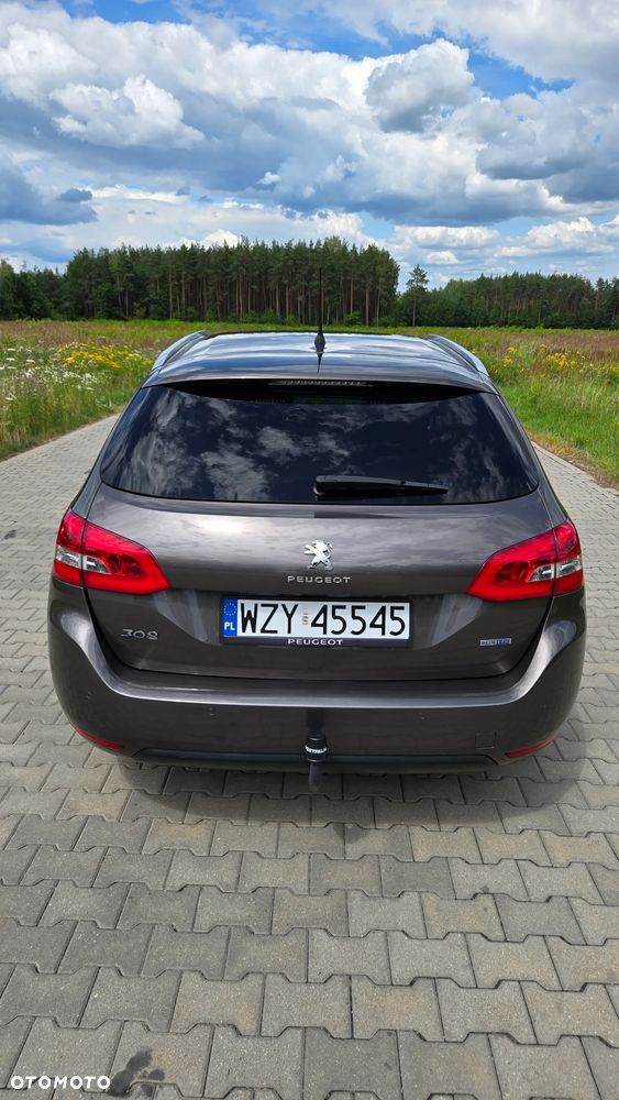 Peugeot 308 BlueHDi 150 Automatik Stop & Start Allure - 9
