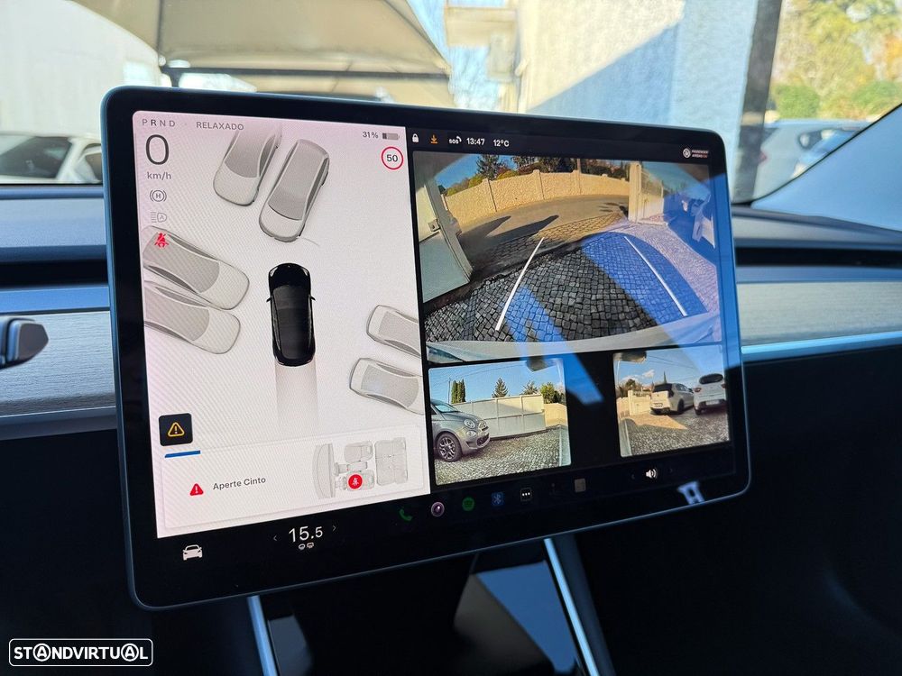 Tesla Model 3 Long-Range Dual Motor AWD - 32