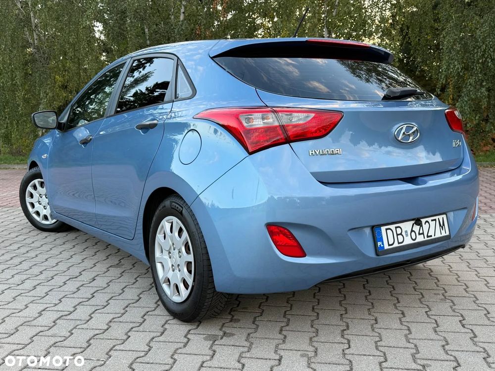 Hyundai i30 i30cw 1.4 Trend - 23