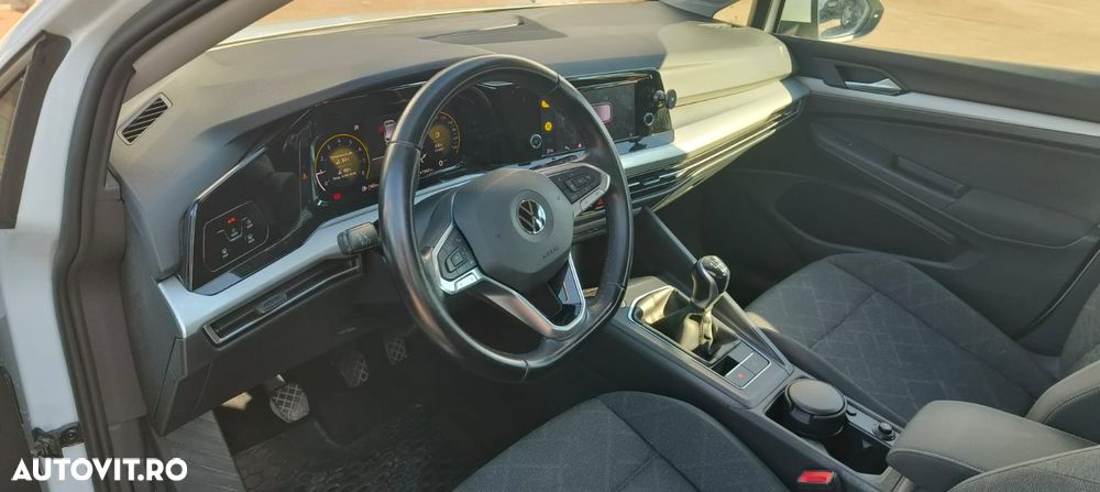 Volkswagen Golf 1.0 TSI Life - 10