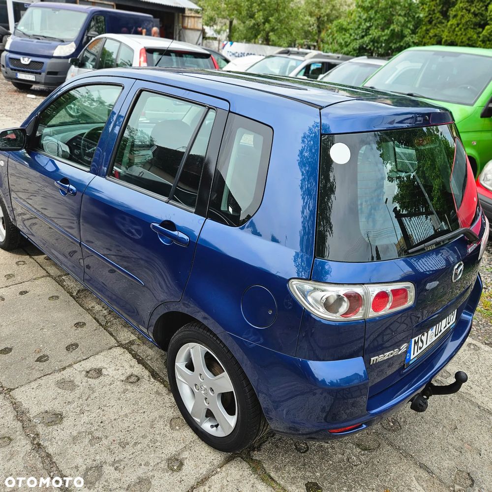 Mazda 2 - 4