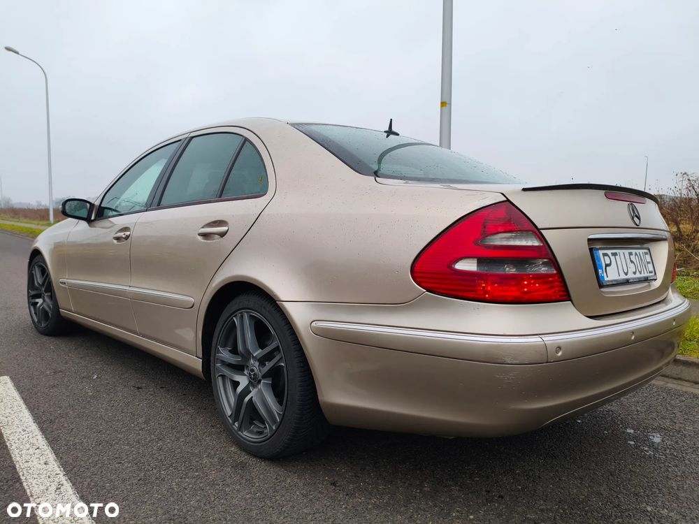 Mercedes-Benz Klasa E - 7