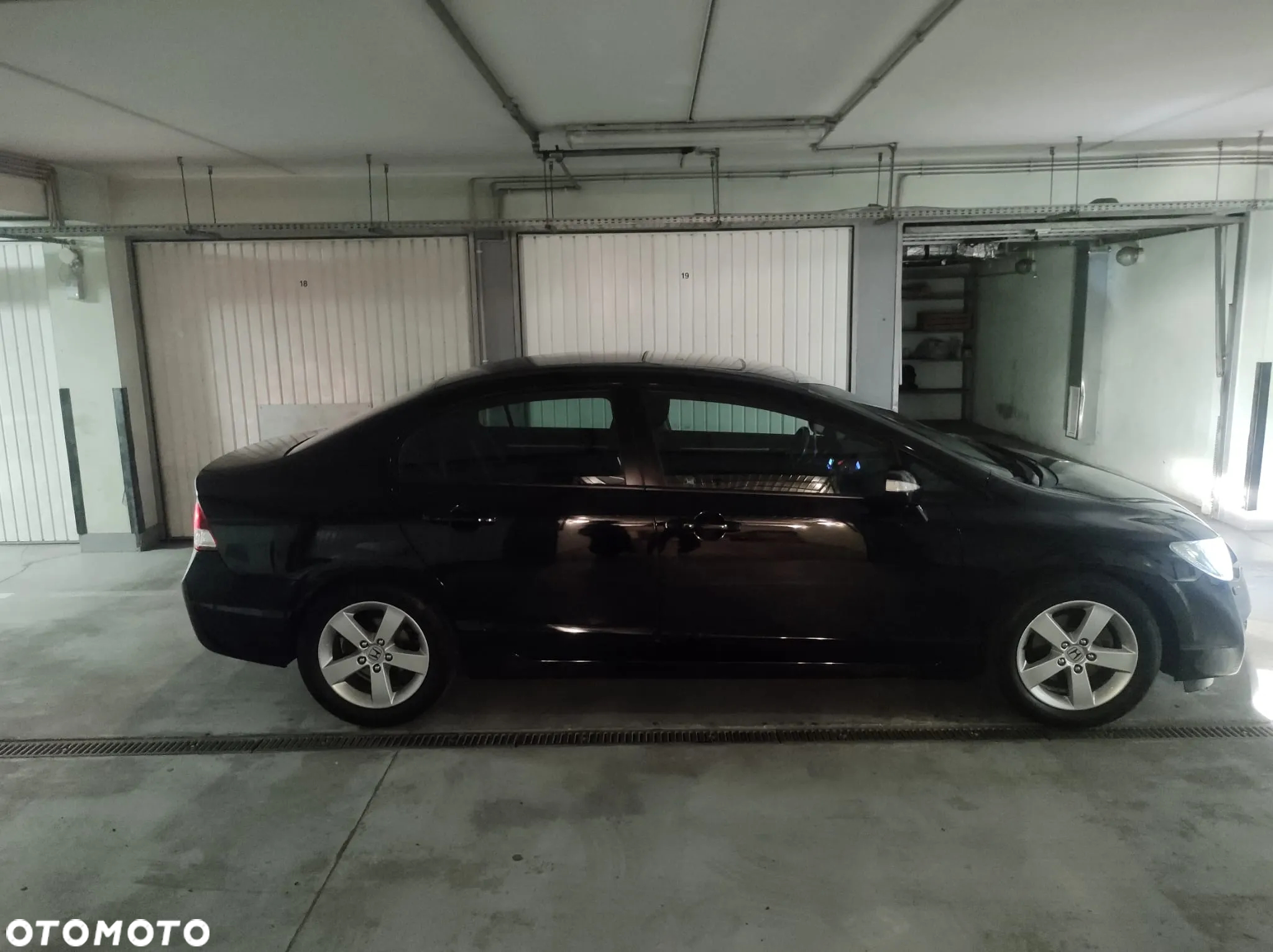 Honda Civic 1.8 Executive - 11