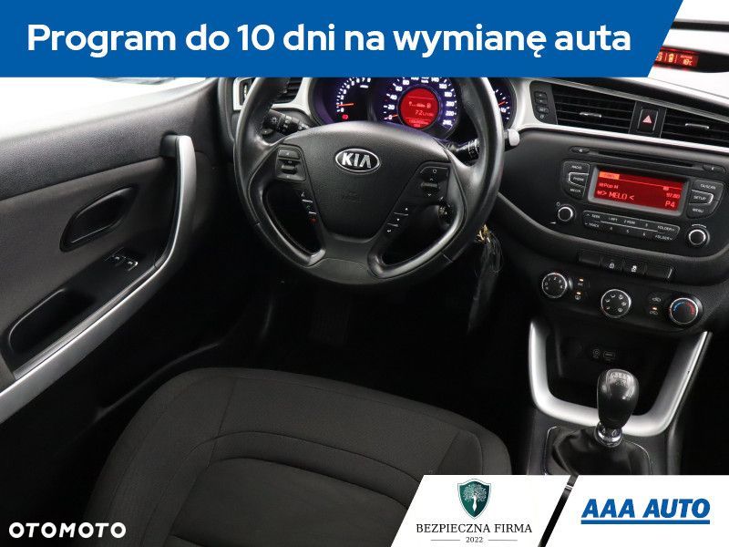 Kia Ceed - 9