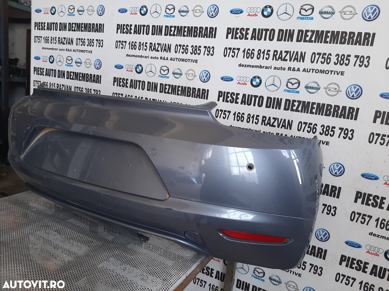 Bara Spate Vw Scirocco An 2008-2009-2010-2011-2012-2013-2014 Originala Model Cu Senzori Parcare - 2