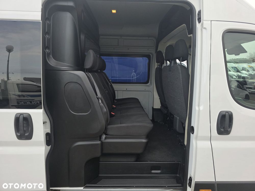 Fiat Ducato L4H2 brygadówka - doka - 7 osób - drzwi 270st - FV23% - leasing - Gwarancja! - 9