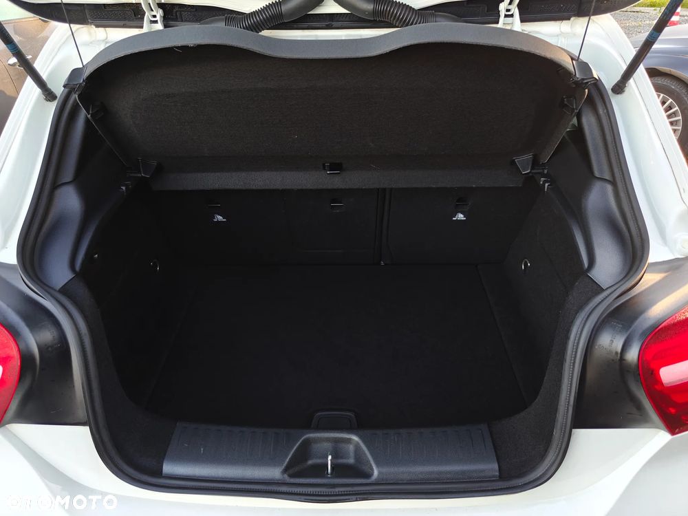 Mercedes-Benz Klasa A 180 (BlueEFFICIENCY) AMG Sport - 30