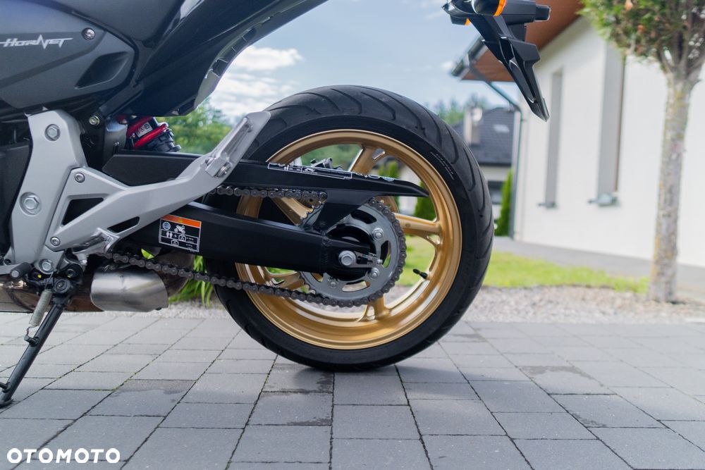 Honda CB - 23
