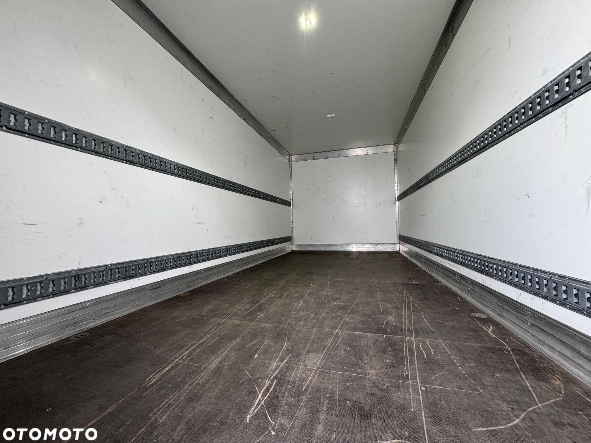 Iveco Daily 2021r‼️72C18‼️ 3.0 Izoterma/kontener 5,52m DMC 7200 kg 70C18 Salon Polska FV23 - 25