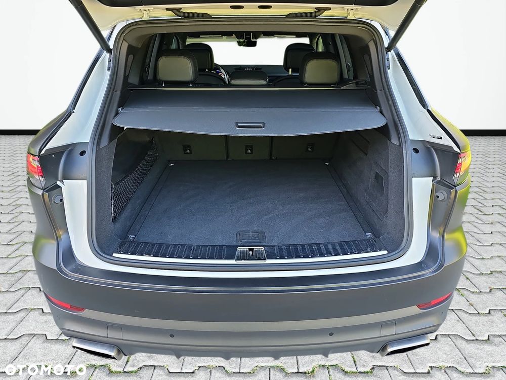 Porsche Cayenne Tiptronic S - 39