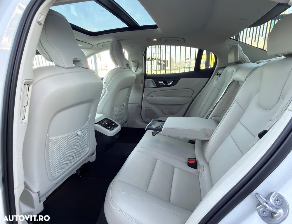 Volvo S60 - 12