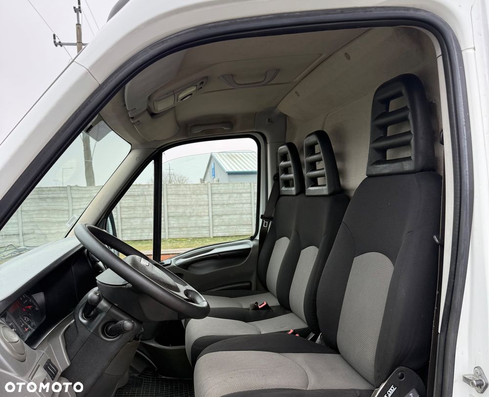 Iveco DAILY 35C15, 3.0HPI AUTOMAT,L3H2, hak 3,5t, klima tempomat - 13