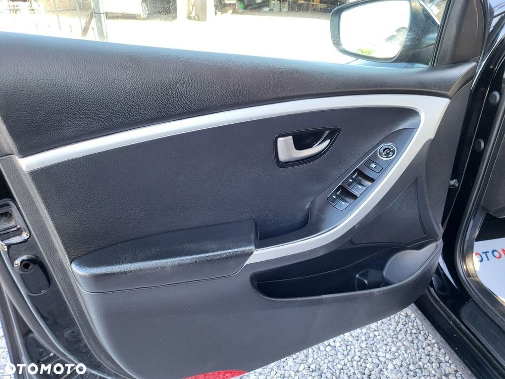 Hyundai i30 - 18