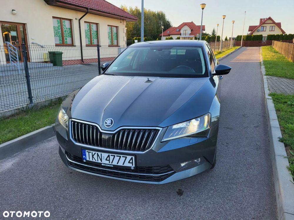 Skoda Superb 2.0 TDI Ambition DSG - 5