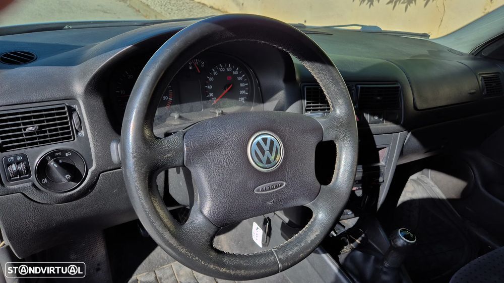 VW Golf 1.9 TDi 4M Highline - 6