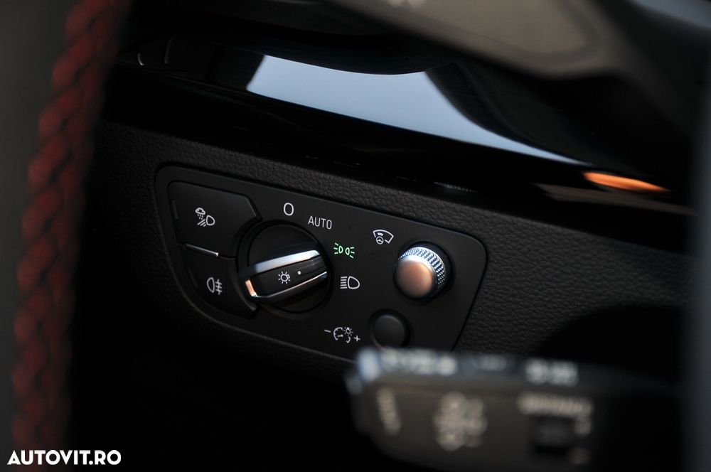 Audi Q5 55 TFSI e quattro S tronic PHEV S Line - 17