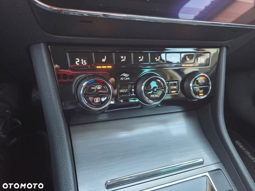 Skoda Superb 2.0 TSI Style DSG - 13