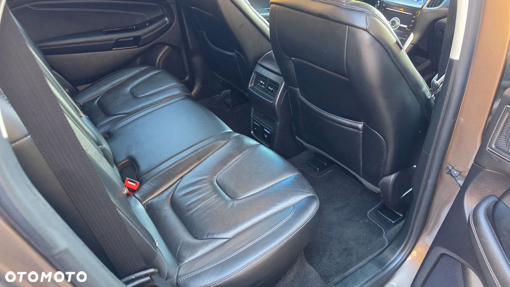 Ford Edge - 15