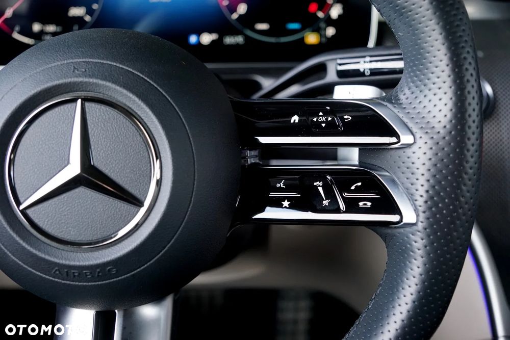 Mercedes-Benz CLE 450 mHEV 4-Matic AMG Line - 30