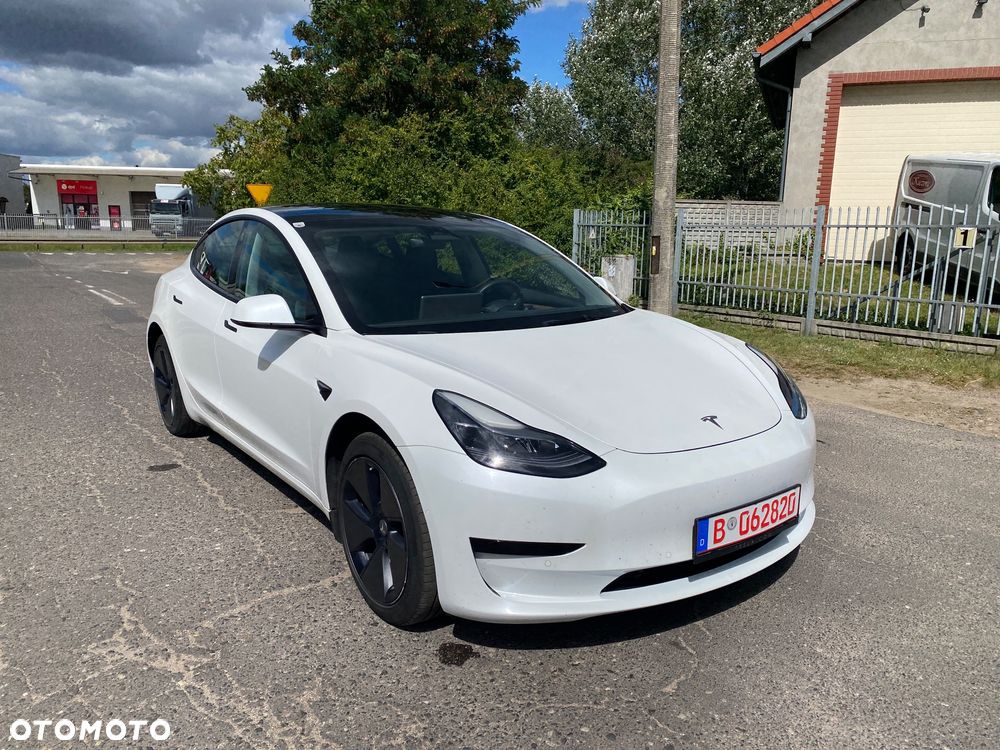 Tesla Model 3 Long Range RWD - 9