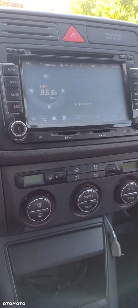 Volkswagen Golf Plus 2.0 TDI DPF Comfortline - 9