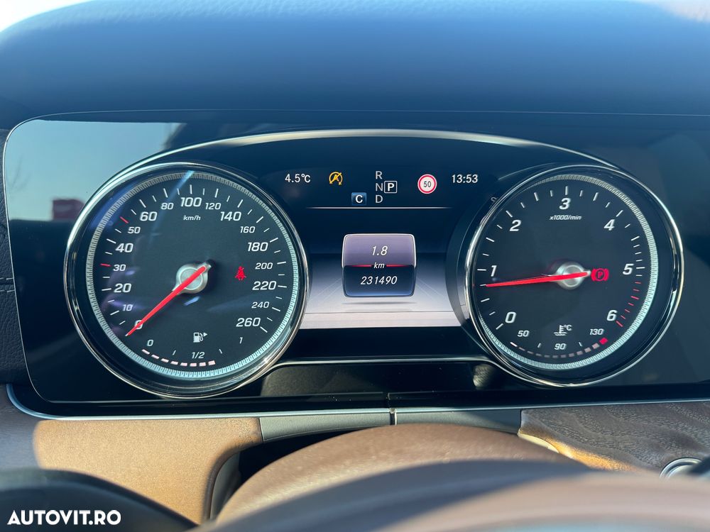 Mercedes-Benz E 220 d 4MATIC Aut. - 15